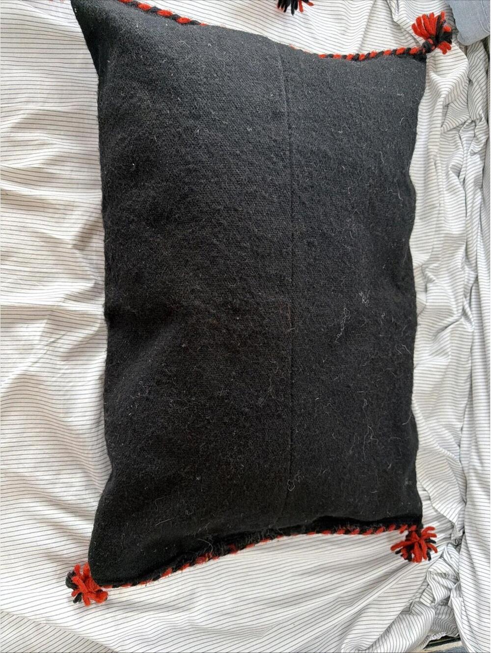 Vtg 20x15” Wool Ethnic Tribal Southwestern Cowboy Kilim Lumbar Throw Pillow Pair - Picture 7 of 8